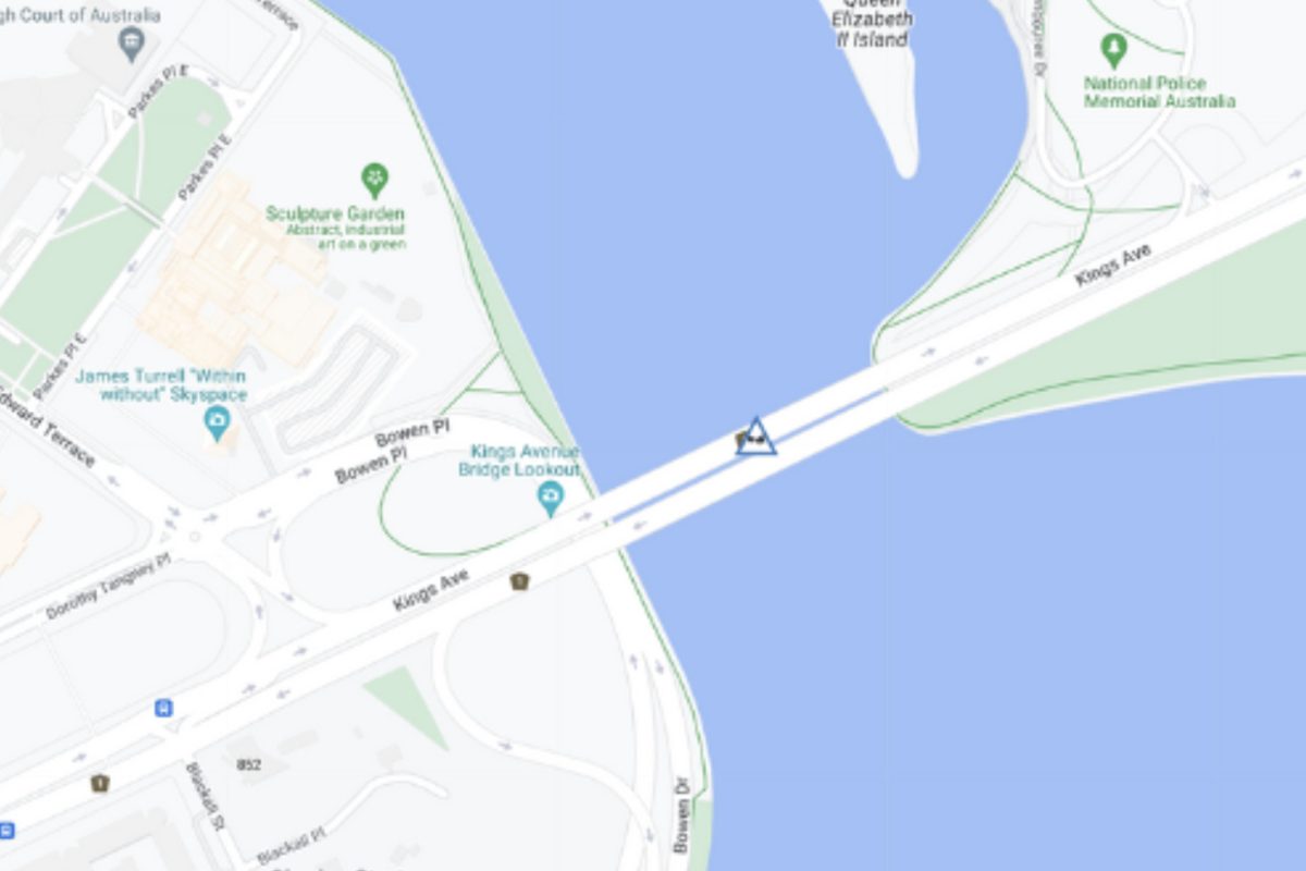 Kings Avenue Bridge traffic at a standstill